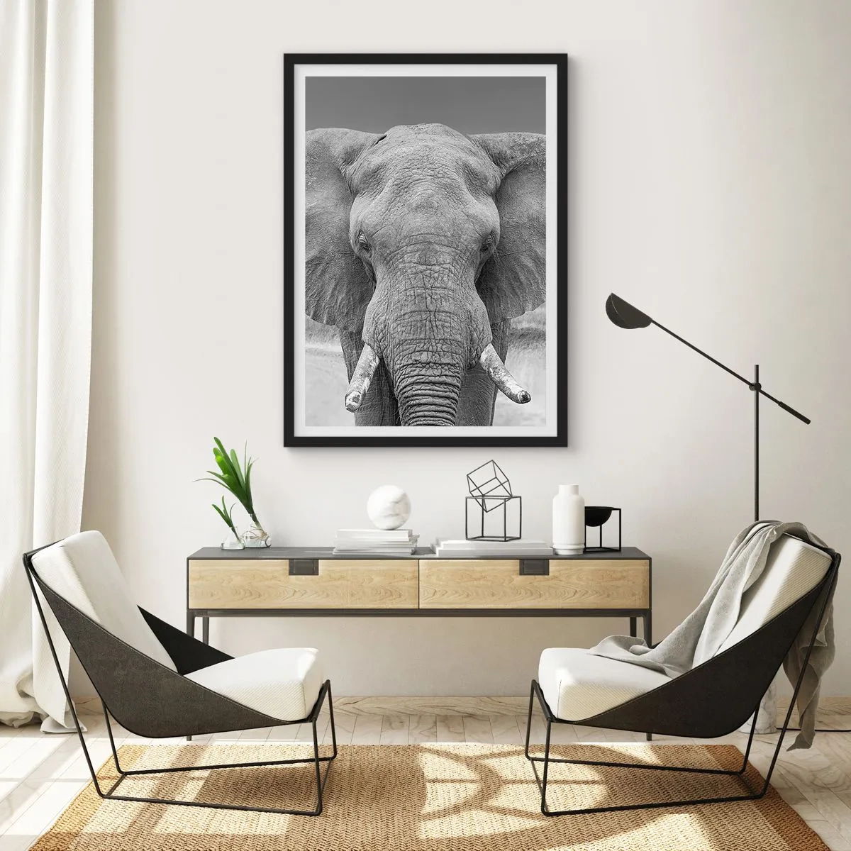 Affisch i svart ram - Elefant i svartvitt konstfotografi - 50x70cm - Välkommen till min värld - Modern väggdekoration för vardagsrum och sovrum ARTTOR