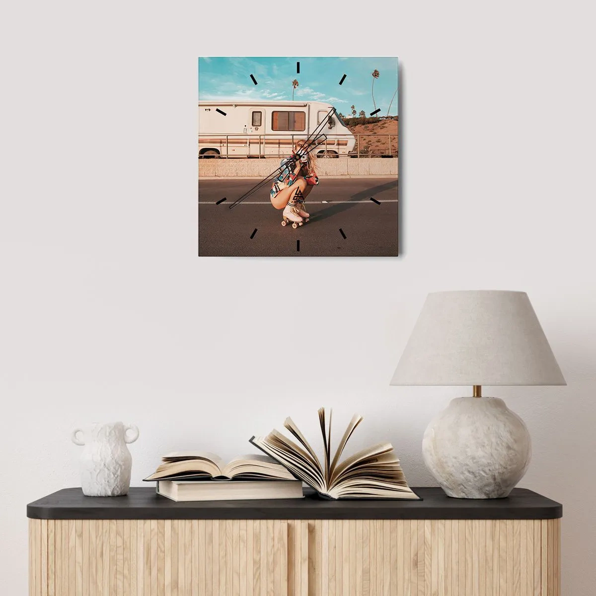 Väggklocka - Klocka på glas - Ett leende, tack! - 40x40 cm