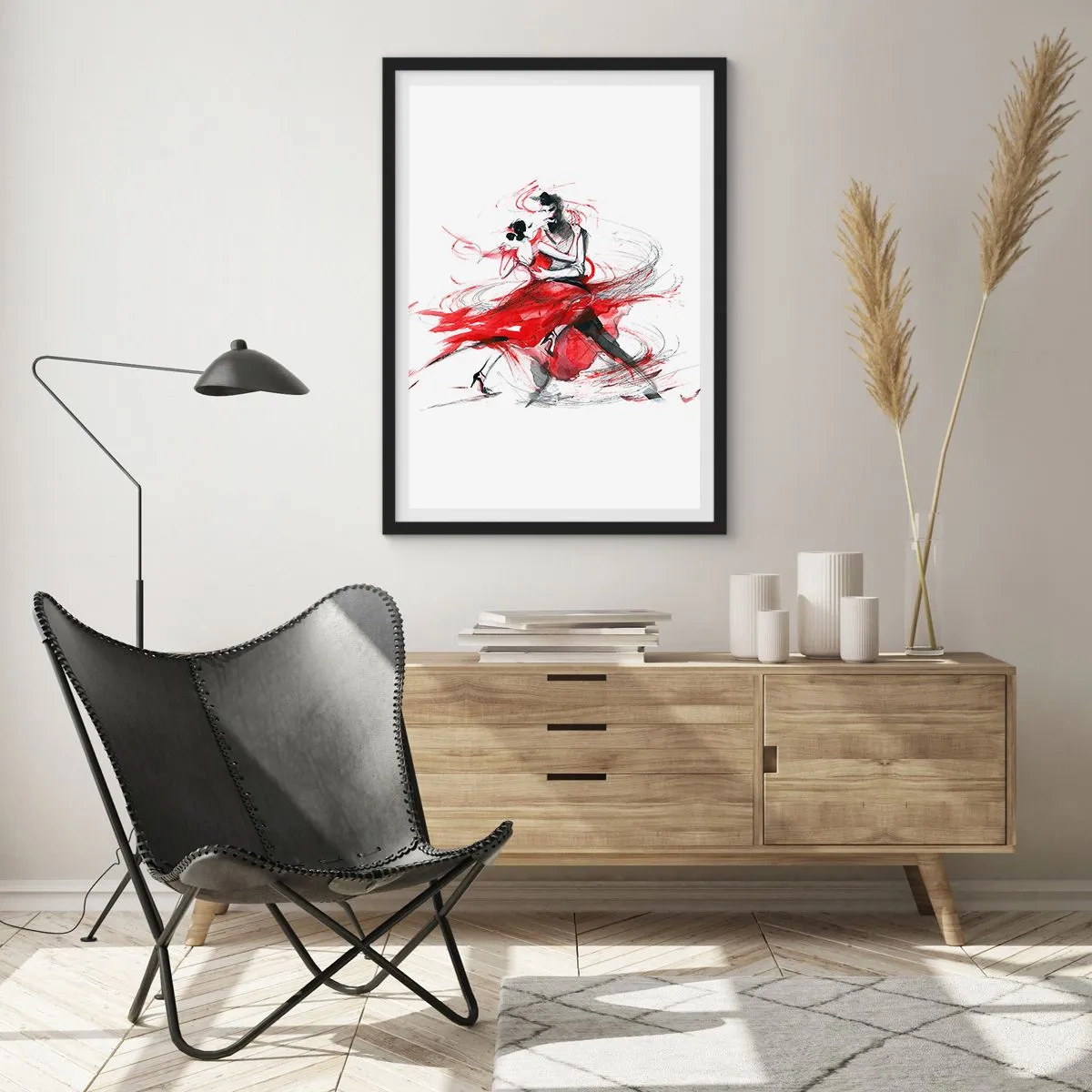 Affisch i svart ram - Ett par som dansar tango med dynamiska röda accenter - 50x70cm - Tango - passionens rytm - Modern väggdekoration för vardagsrum och sovrum ARTTOR