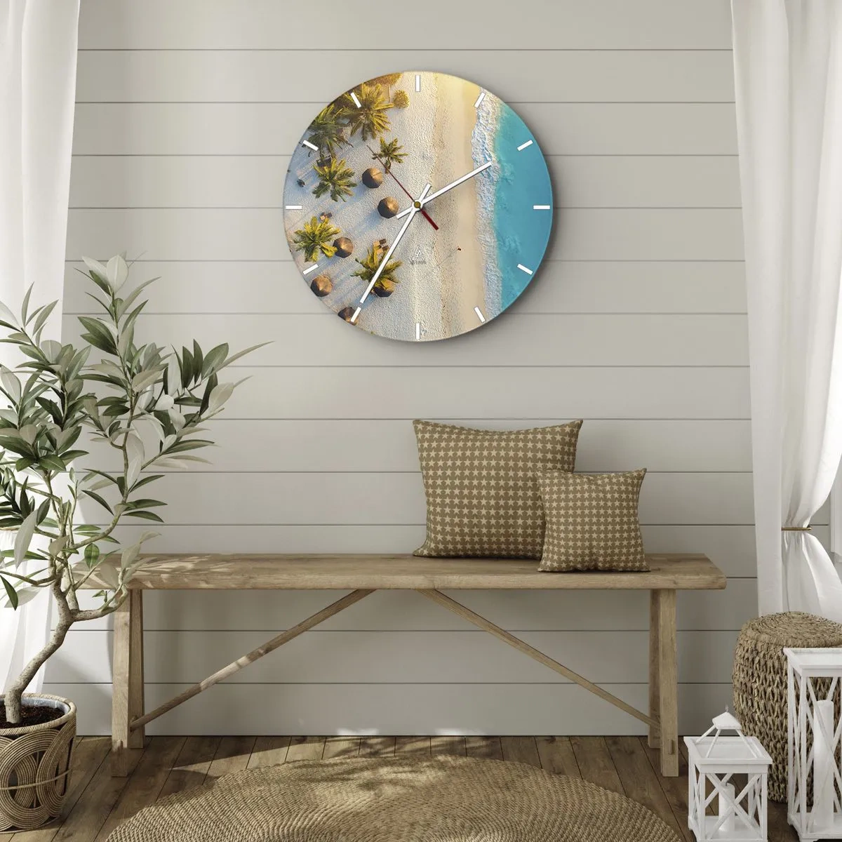 Väggklocka - Klocka på glas - Ovanifrån utsikt över stranden med palmer och turkost hav - 30x30cm - Välkommen till paradiset - Modern väggdekoration för vardagsrum, kök och sovrum ARTTOR