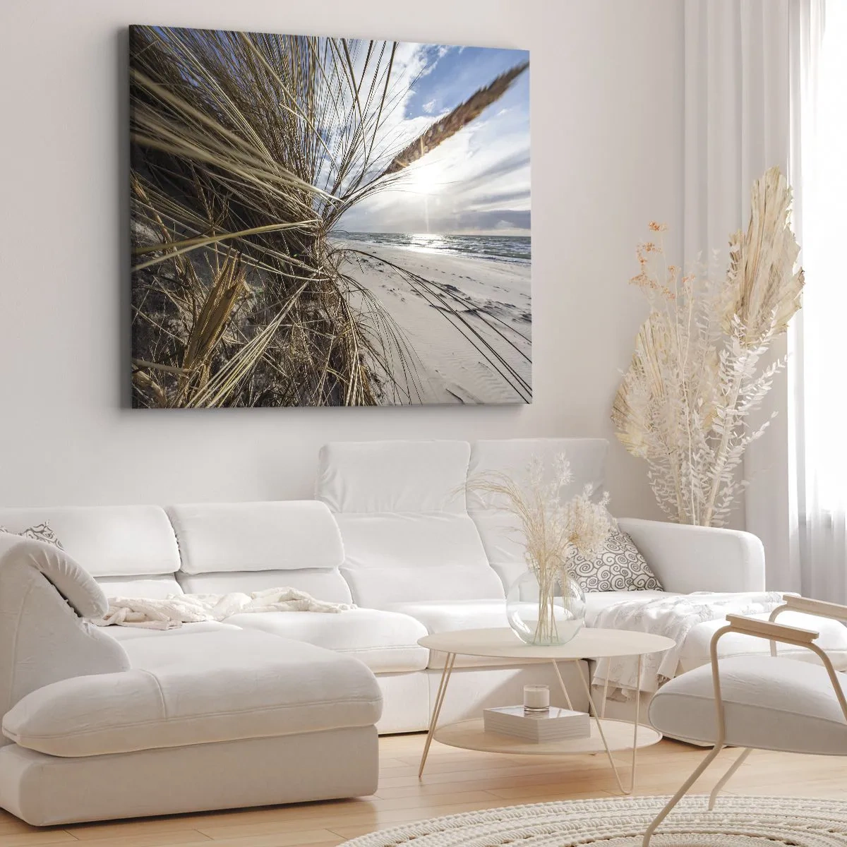 Canvastavla - Bild på duk - En strand med torrt gräs på sanddynerna och utsikt över havet - 70x50cm - Elementens möte - Modern väggdekoration för vardagsrum och sovrum ARTTOR