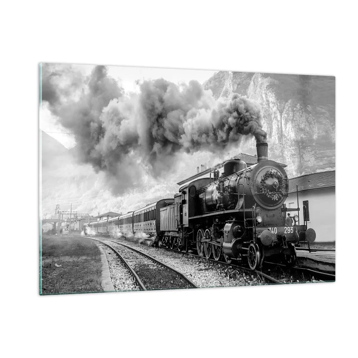 Glastavla - Bild på glas - Det står ett lok på stationen... - 120x80 cm