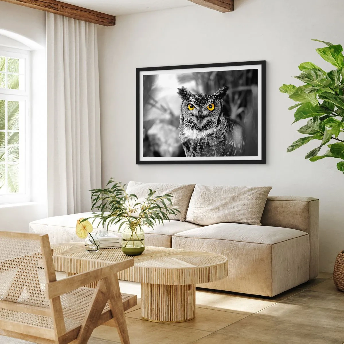 Affisch i svart ram - Inget kommer undan - 70x50 cm