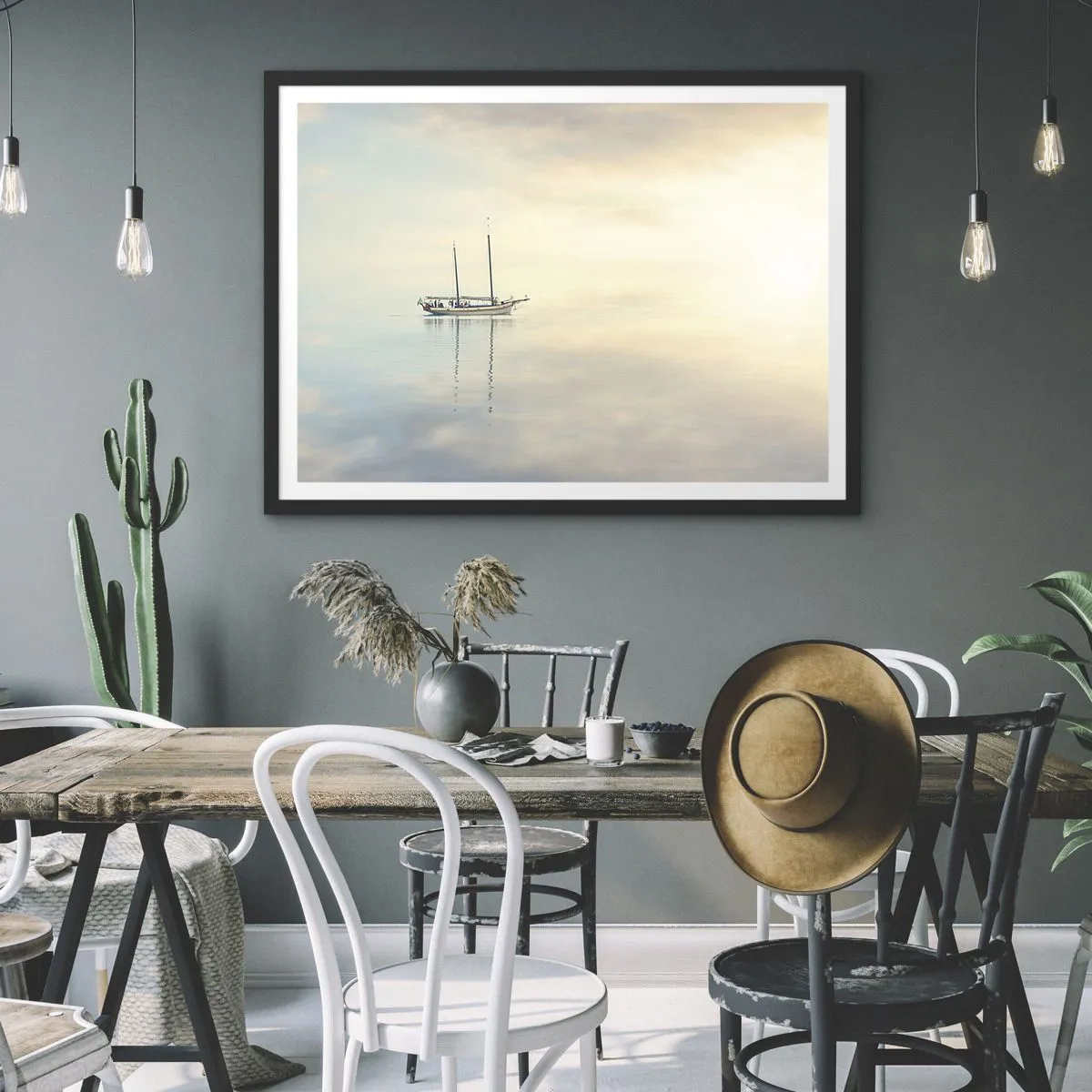 Affisch i svart ram - I ett hav av tystnad - 70x50 cm