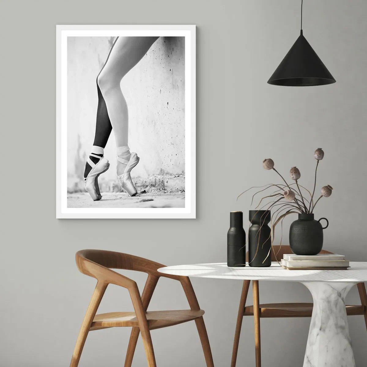 Affisch i vit ram - Ballerina, voila! - 70x100 cm