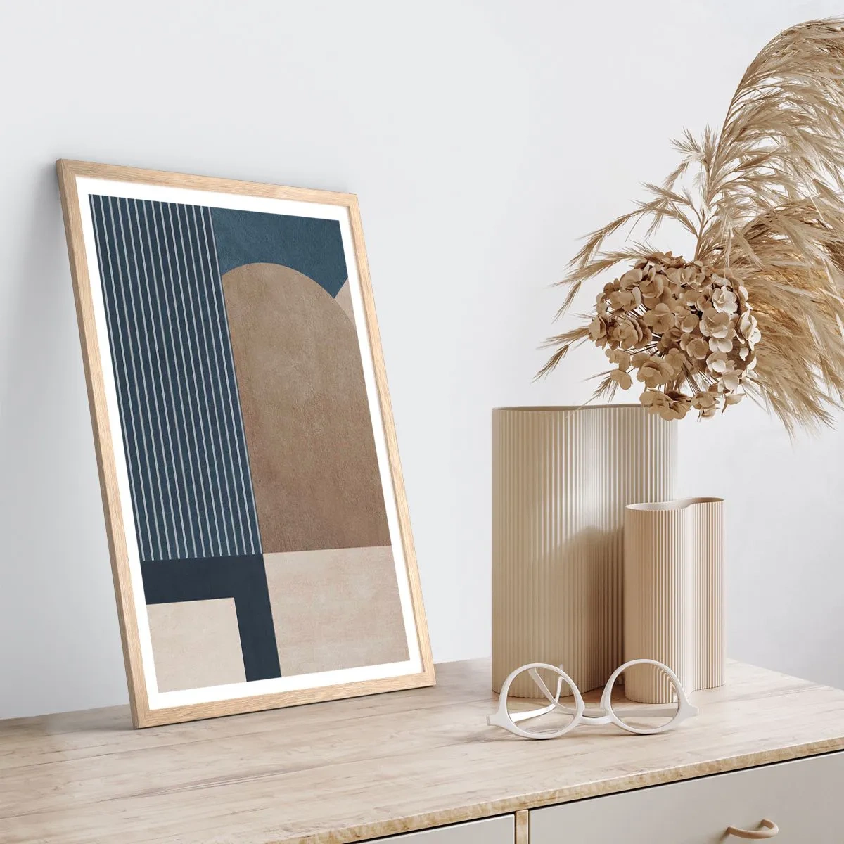 Affisch i ram av ljusek - Komposition av enkelhet och rundhet - 70x100 cm