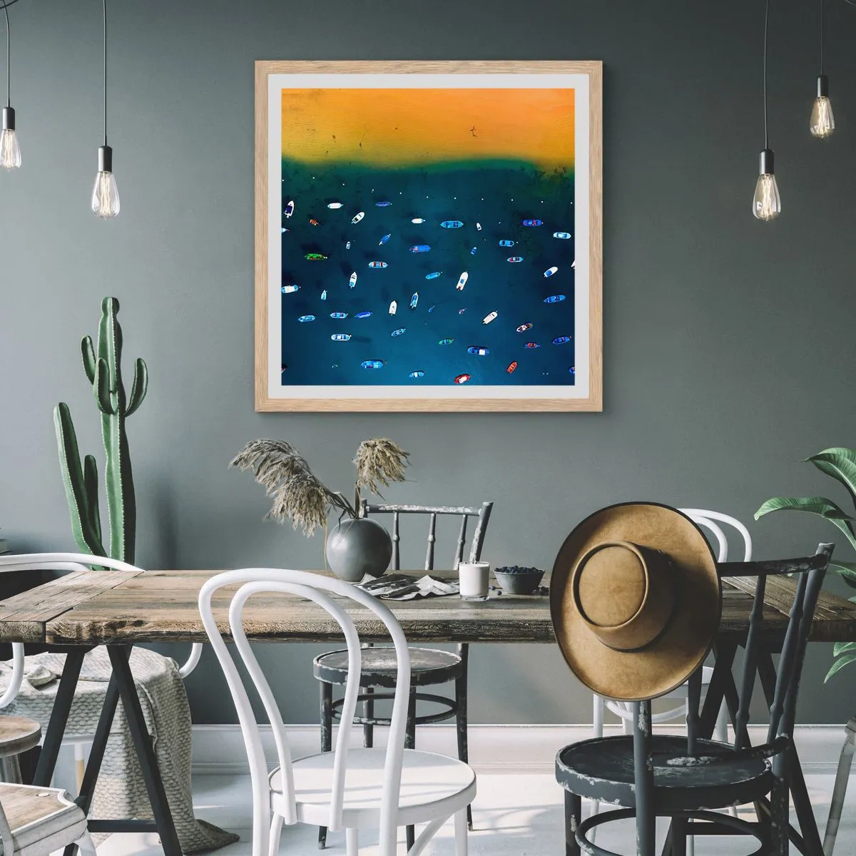 Affisch i ram av ljusek - Ett semesterspel - 40x40 cm