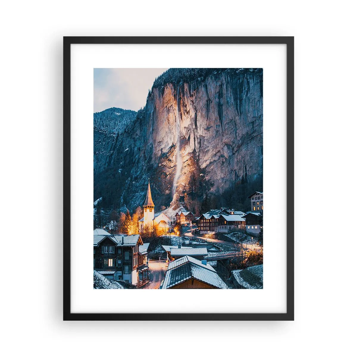 Affisch i svart ram - Vinterns ljusa ande - 40x50 cm