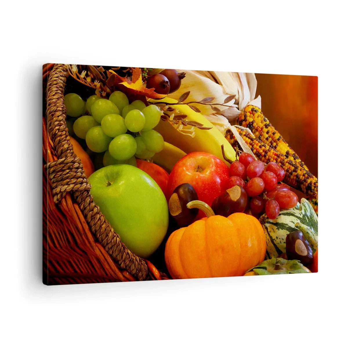Canvastavla - Bild på duk - En korg med frukt, pumpor och majs mot en bakgrund av höstfärger. - 70x50cm - Överflödets korg - Modern väggdekoration för vardagsrum och sovrum ARTTOR
