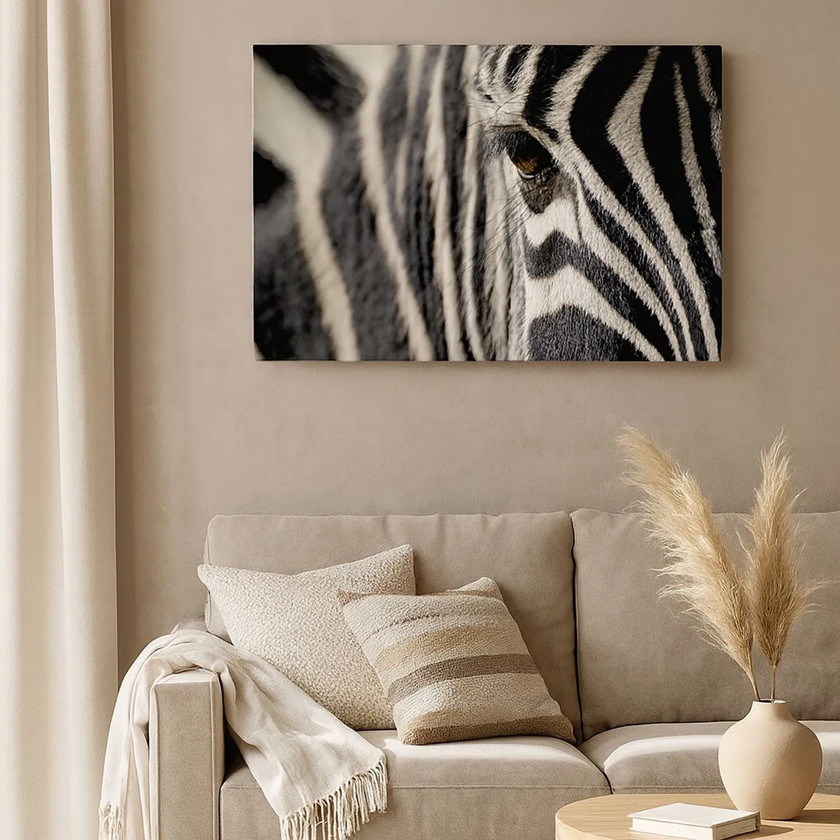 Canvastavla - Bild på duk - Närbild av ett zebraöga med svarta och vita ränder - 70x50cm - Randig porträtt - Modern väggdekoration för vardagsrum och sovrum ARTTOR