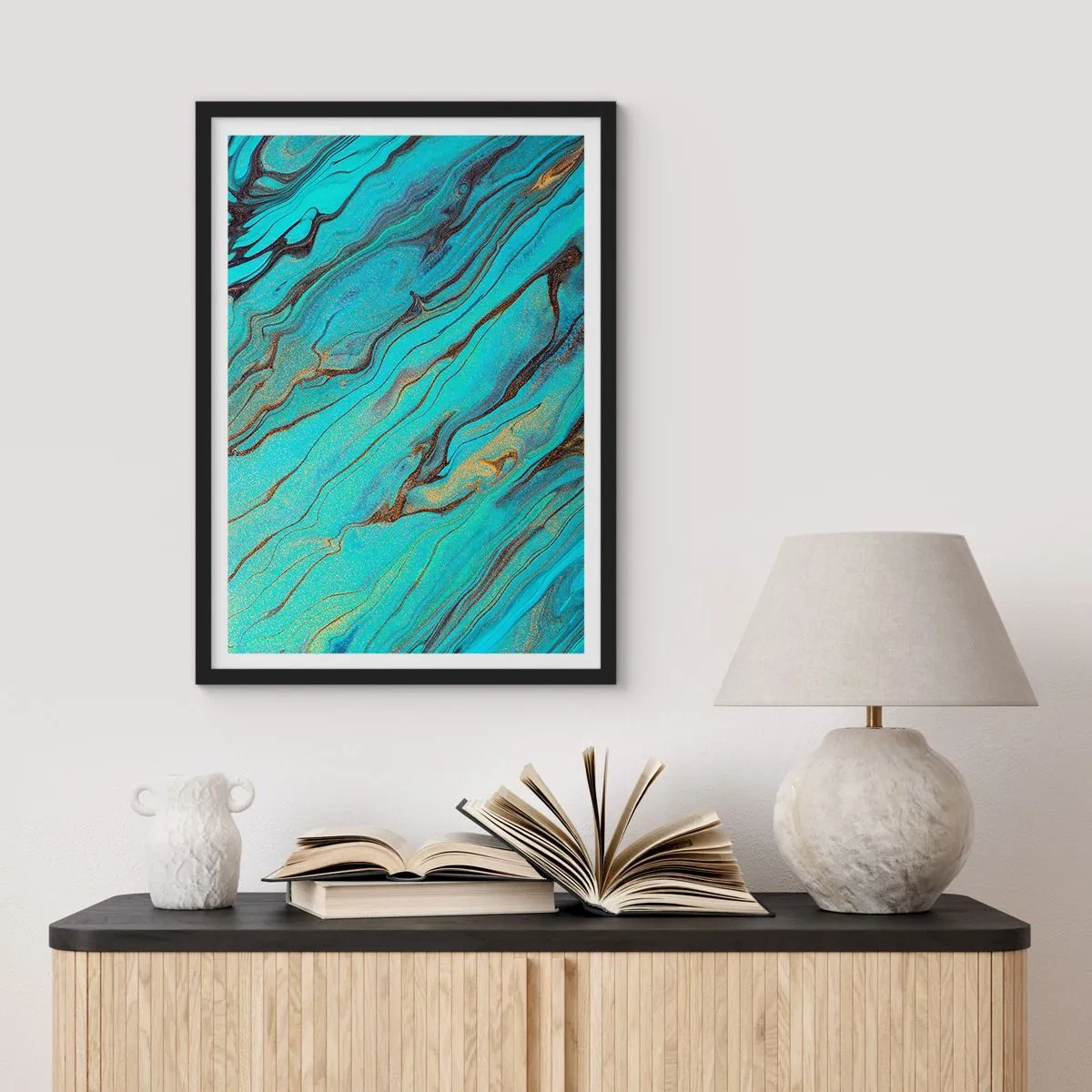 Affisch i svart ram - Abstrakta mönster i nyanser av turkos och guld - 50x70cm - Turkost tidvatten - Modern väggdekoration för vardagsrum och sovrum ARTTOR