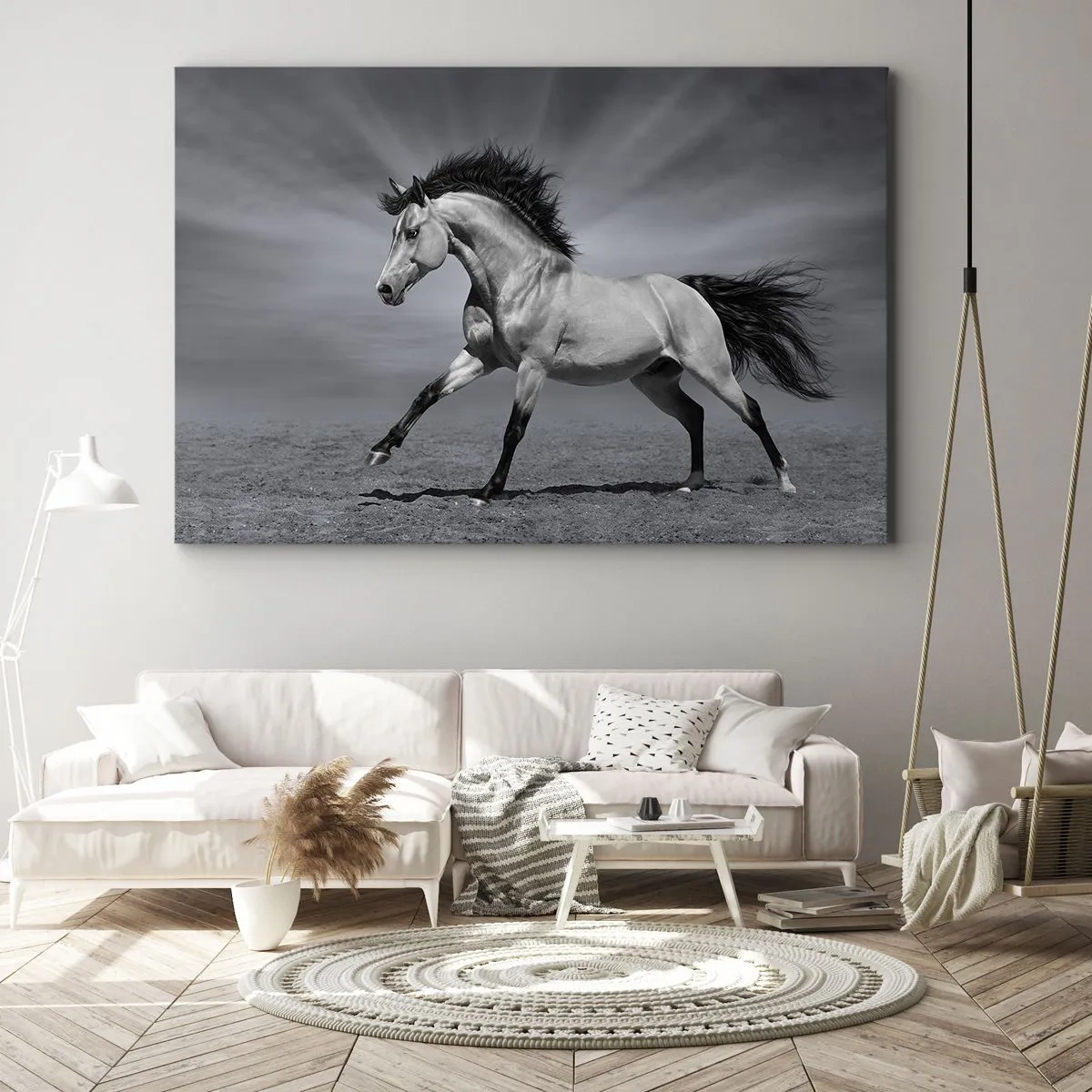 Canvastavla - Bild på duk - En svartvit häst i en dynamisk pose i öknen. - 70x50cm - Född för att förtjusa - Modern väggdekoration för vardagsrum och sovrum ARTTOR
