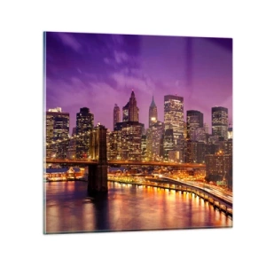 Glastavla - Bild på glas - Manhattan i violett och guld - 40x40 cm