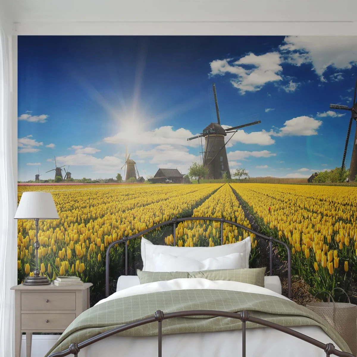 Självhäftande Fototapet Deluxe Sticker - Mer holländskt kan inte vara - Landskap, Fläkt, Tulpaner - 250x175 cm