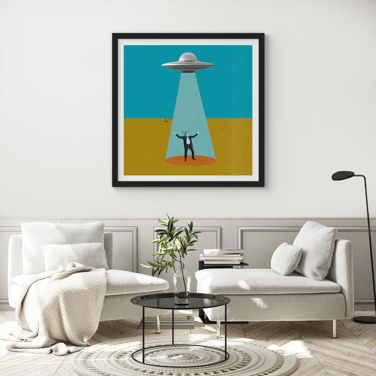 Affisch i svart ram - Ett nära möte - 40x40 cm