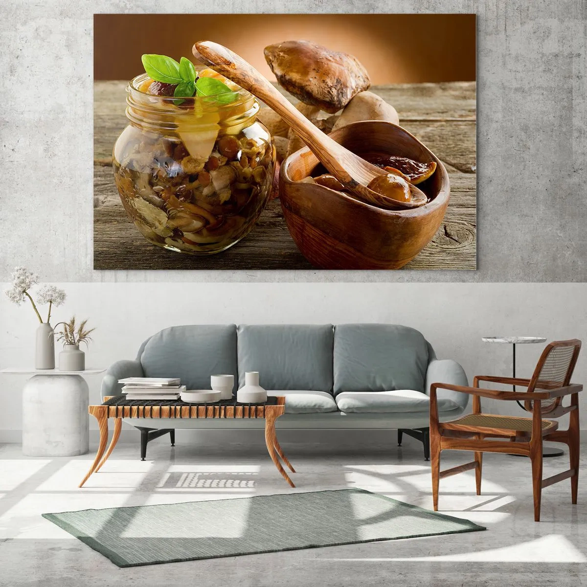 Glastavla - Bild på glas - Inlagda svampar i en burk med en träskål och svampar på bordet i bakgrunden - 70x50cm - Färsk, eller saltad, eller höstplockad... - Modern väggdekoration för vardagsrum och sovrum ARTTOR