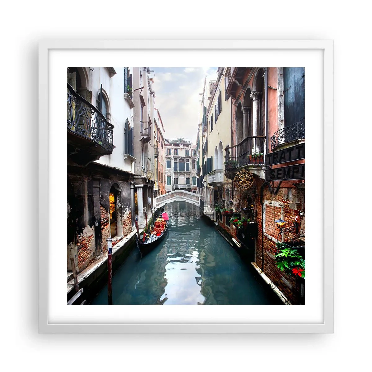 Affisch i vit ram - Venedig-landskap med gondol och bro - 50x50 cm