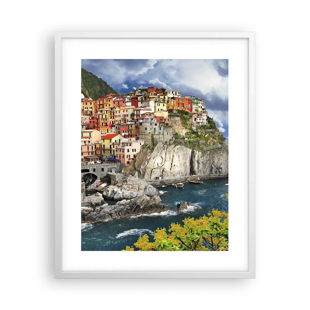 Affisch i vit ram - I bergets famn - 40x50 cm