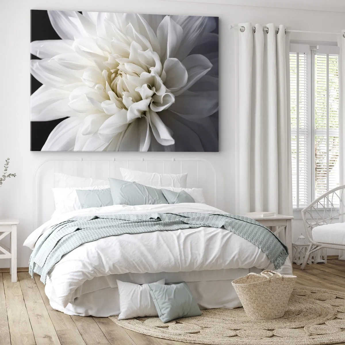 Canvastavla - Bild på duk - En delikat vit blomma på svart bakgrund i en elegant komposition - 70x50cm - En bruds morgon - Modern väggdekoration för vardagsrum och sovrum ARTTOR
