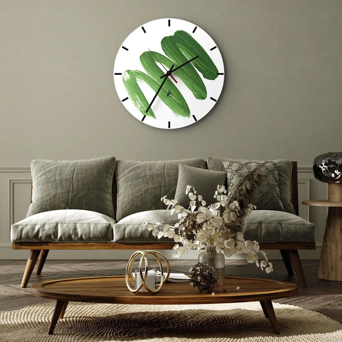 Väggklocka - Klocka på glas - Gröna penseldrag på en vit bakgrund - 30x30cm - Ett grönt skämt - Modern väggdekoration för vardagsrum, kök och sovrum ARTTOR