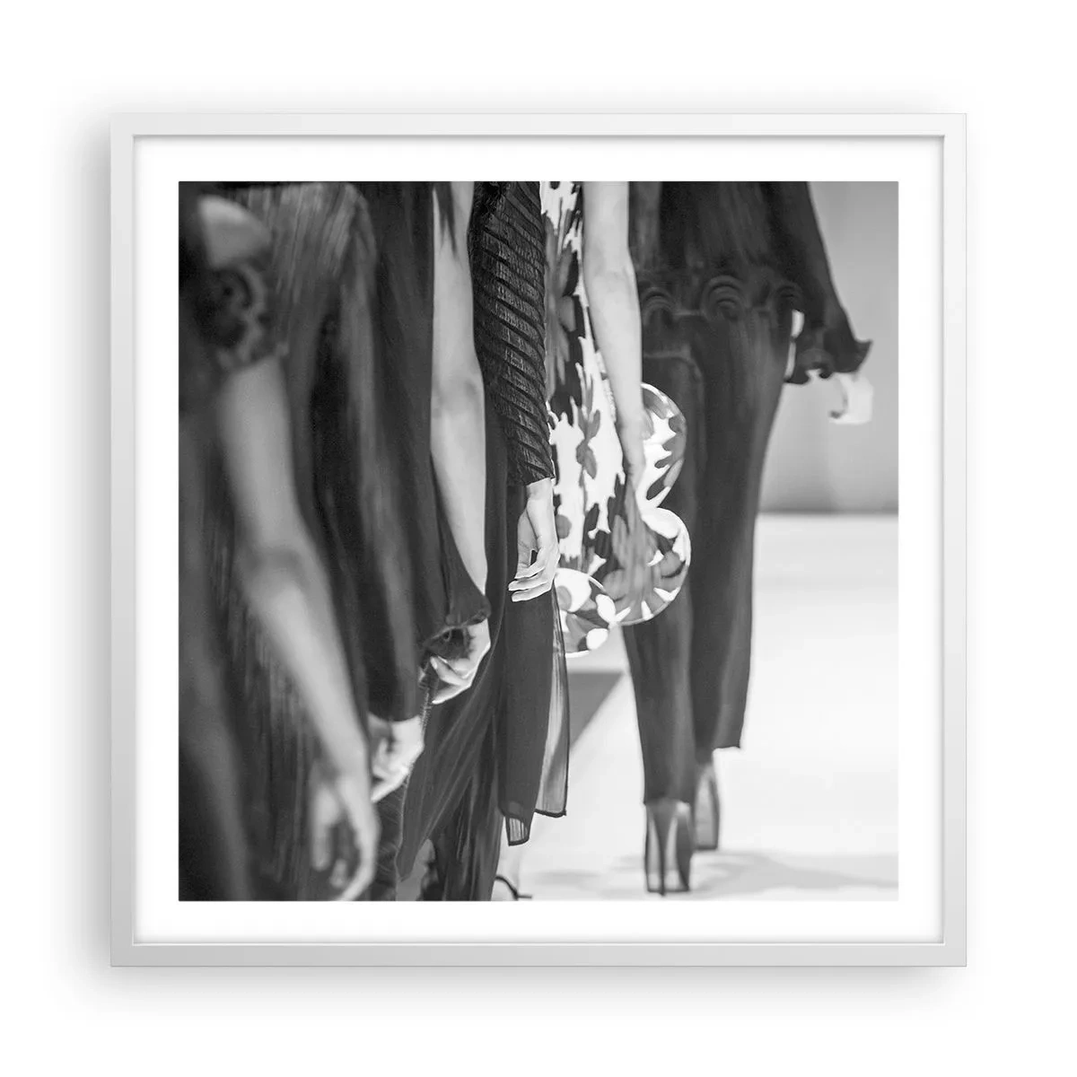 Affisch i vit ram - En elegant parad - 60x60 cm