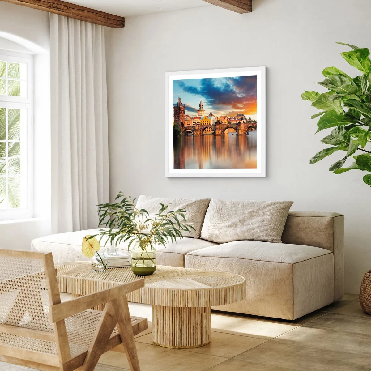 Affisch i vit ram - Vacker sedan århundraden - 50x50 cm