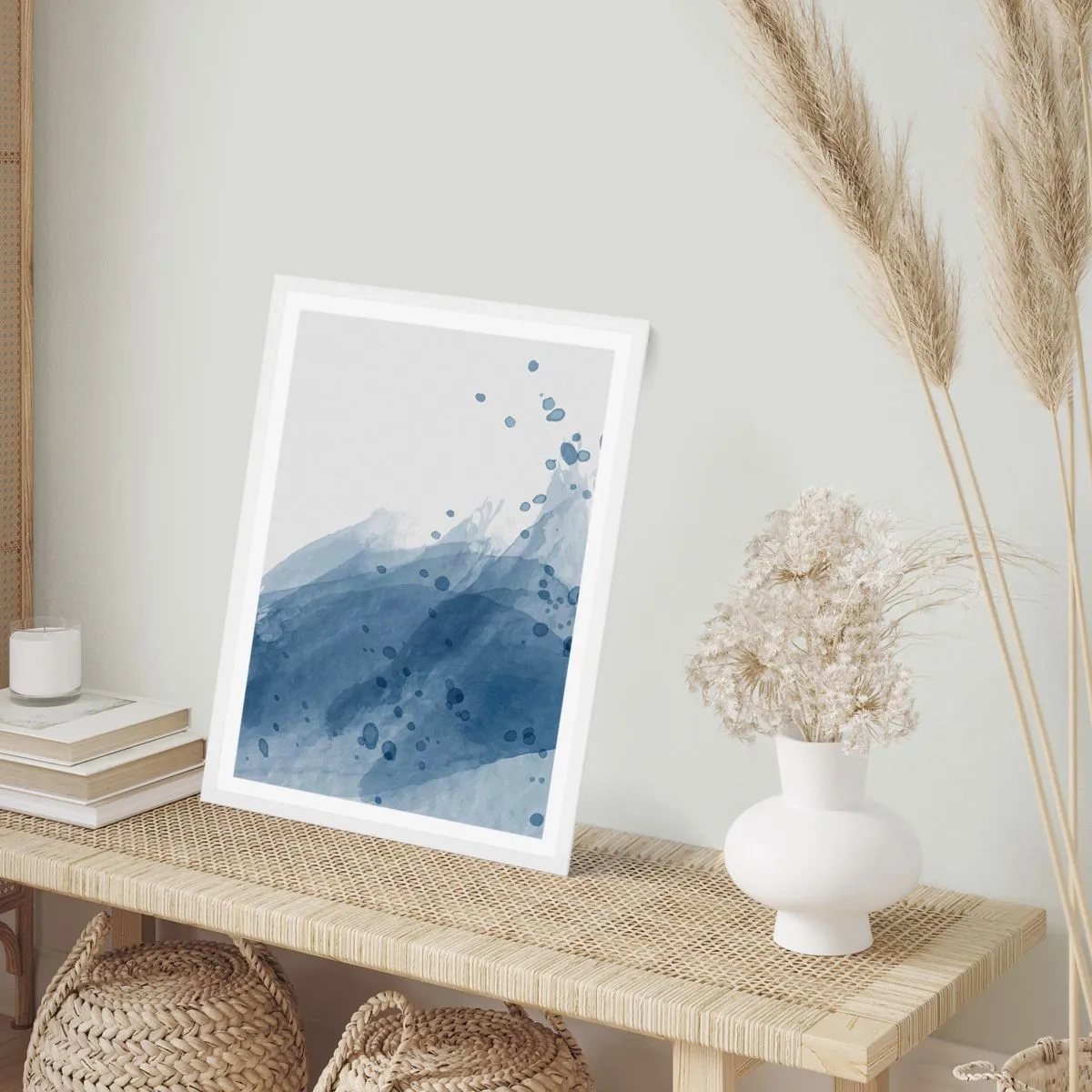 Affisch i vit ram - Blå tyll - 30x40 cm