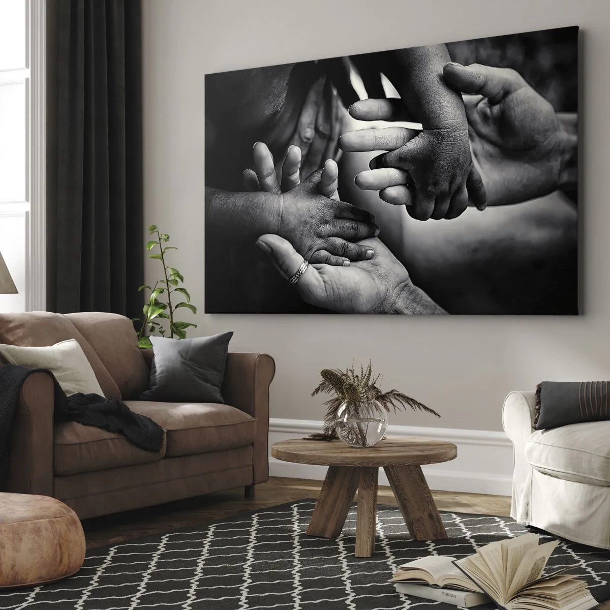 Canvastavla - Bild på duk - Svartvita händer från olika generationer - 70x50cm - Att vara människa - Modern väggdekoration för vardagsrum och sovrum ARTTOR