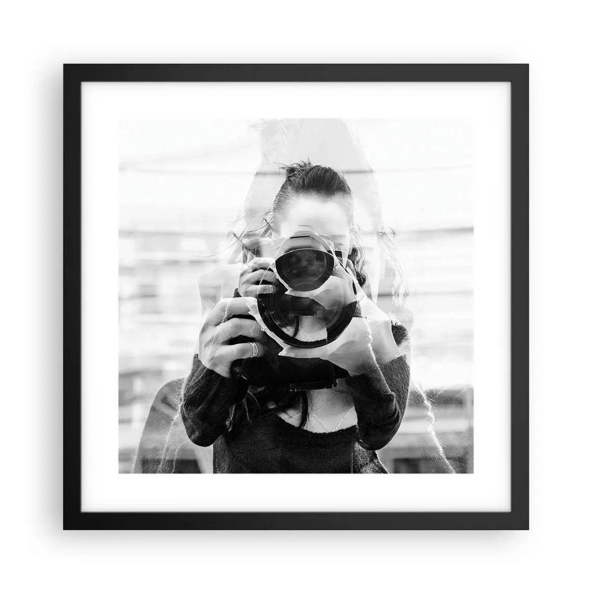 Affisch i svart ram - Skapare och material - 40x40 cm