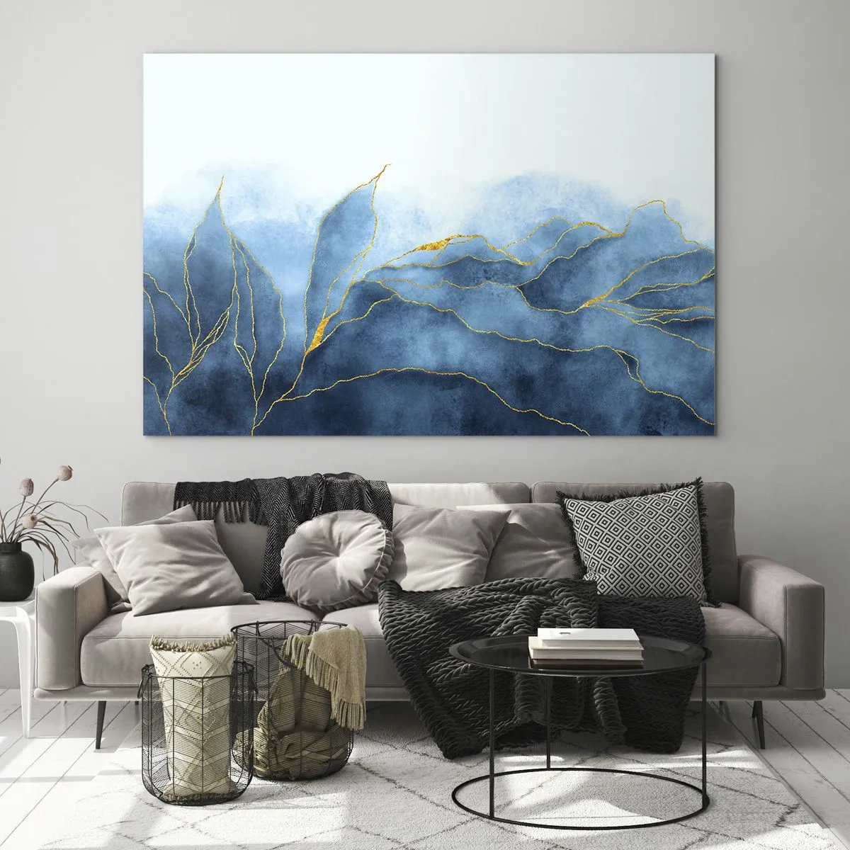 Glastavla - Bild på glas - Abstrakta blå former med fina guldlinjer. - 70x50cm - Blått i guld - Modern väggdekoration för vardagsrum och sovrum ARTTOR