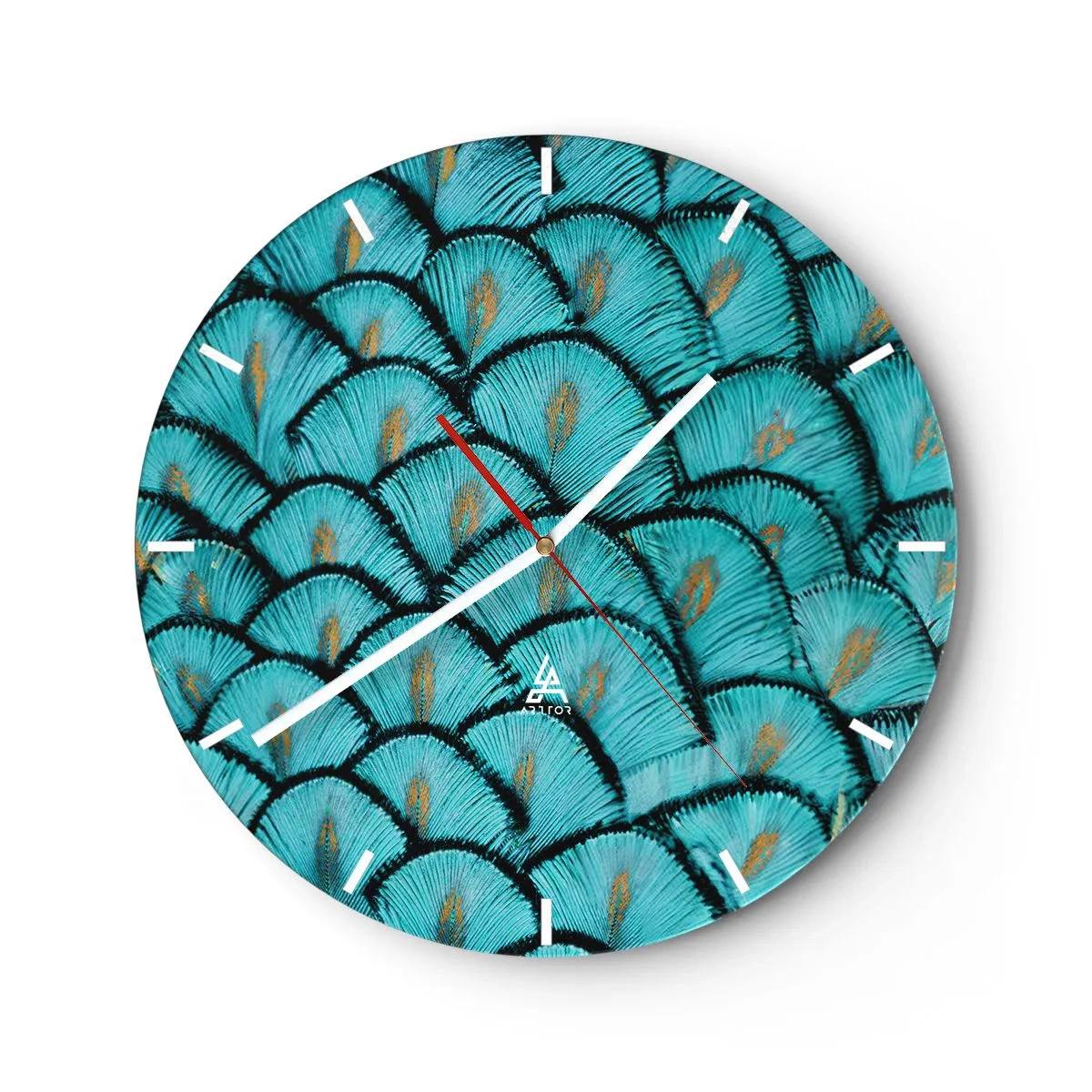 Väggklocka - Klocka på glas - En närbild av turkosa påfågelfjädrar i ett dekorativt arrangemang. - 30x30cm - Den stora fjädergalan - Modern väggdekoration för vardagsrum, kök och sovrum ARTTOR