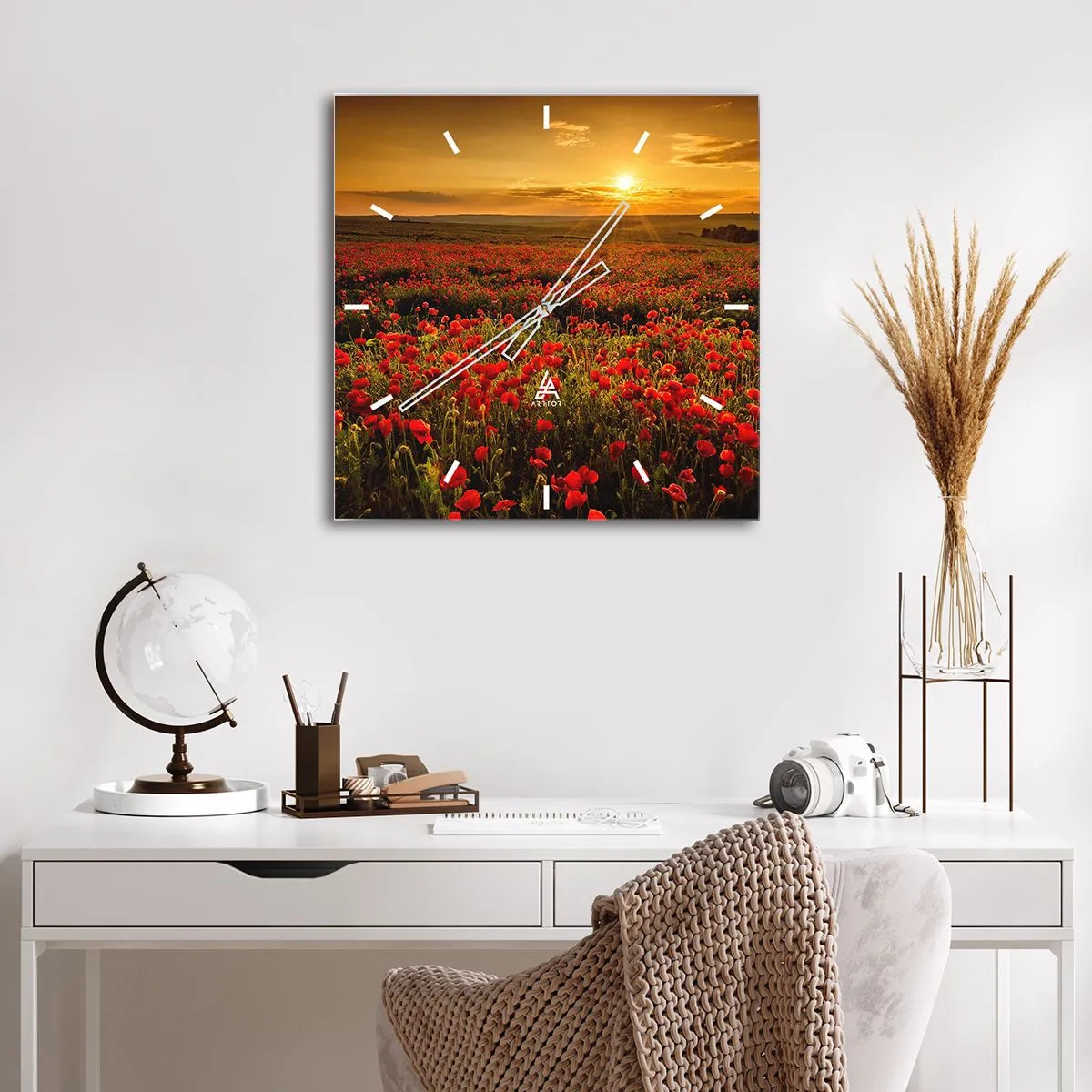 Väggklocka - Klocka på glas - Bland brusande ängars vågor, bland blommornas flod - 40x40 cm