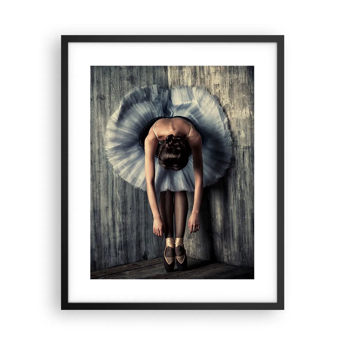 Affisch i svart ram - När musiken tystnar - 40x50 cm