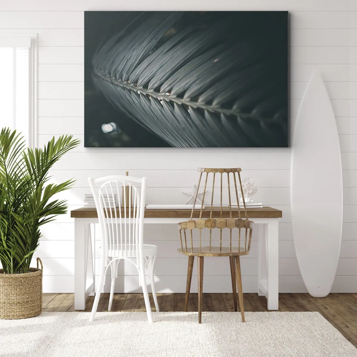 Canvastavla - Bild på duk - Närbild av en mörkfärgad palmbladsdetalj - 70x50cm - Naturens precision - Modern väggdekoration för vardagsrum och sovrum ARTTOR