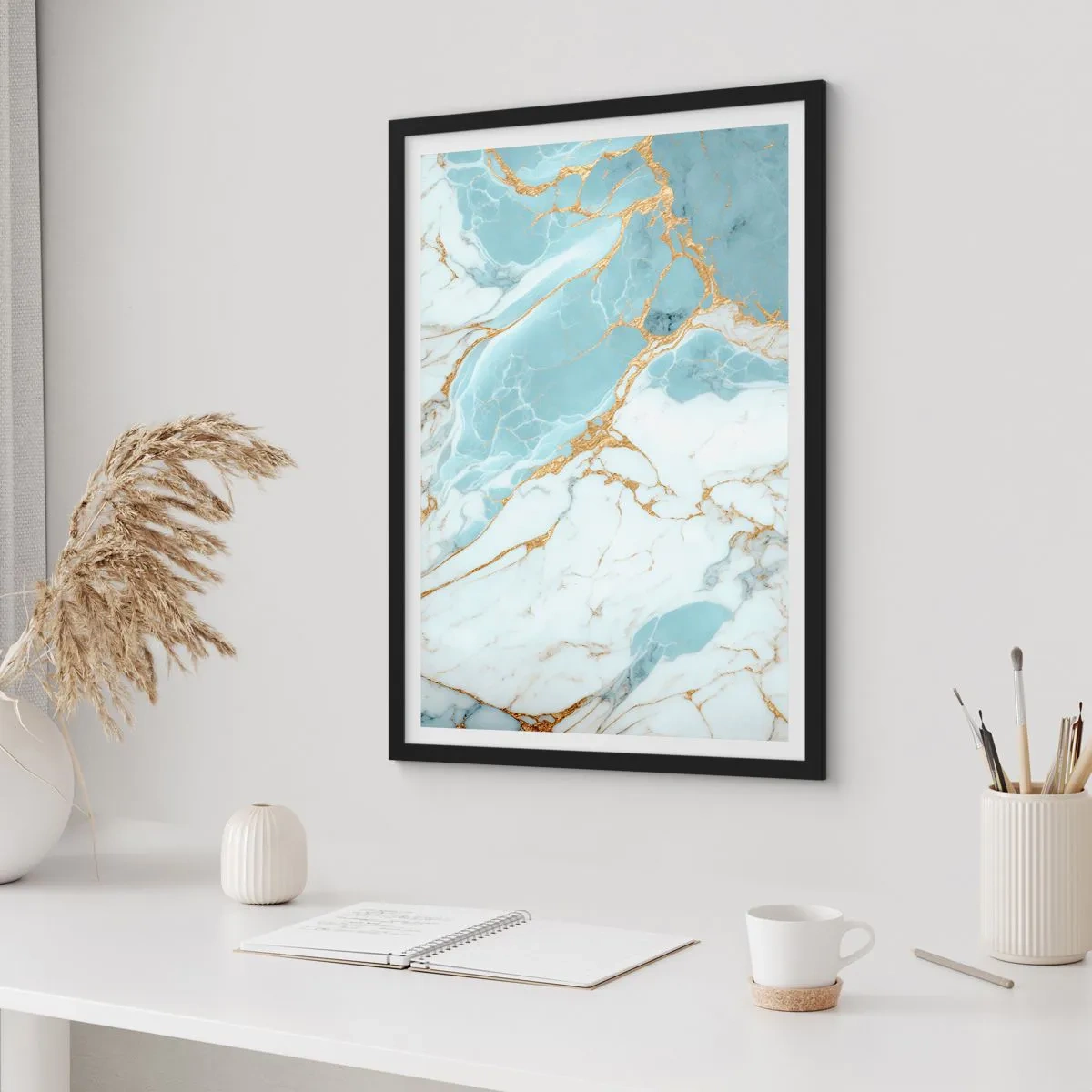Affisch i svart ram - Elegant marmor i nyanser av blått och guld - 50x70cm - Stenrikedom - Modern väggdekoration för vardagsrum och sovrum ARTTOR