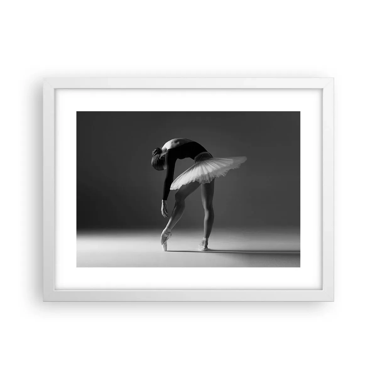 Affisch i vit ram - Bella ballerina - 40x30 cm