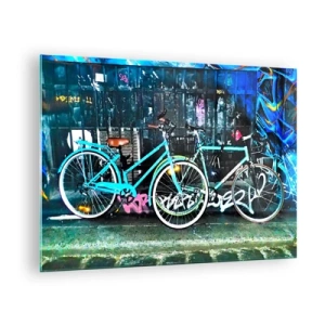 Glastavla - Bild på glas - En stadscykel mot en bakgrund av graffiti och neonatmosfär - 70x50cm - Oxens stad - Modern väggdekoration för vardagsrum och sovrum ARTTOR