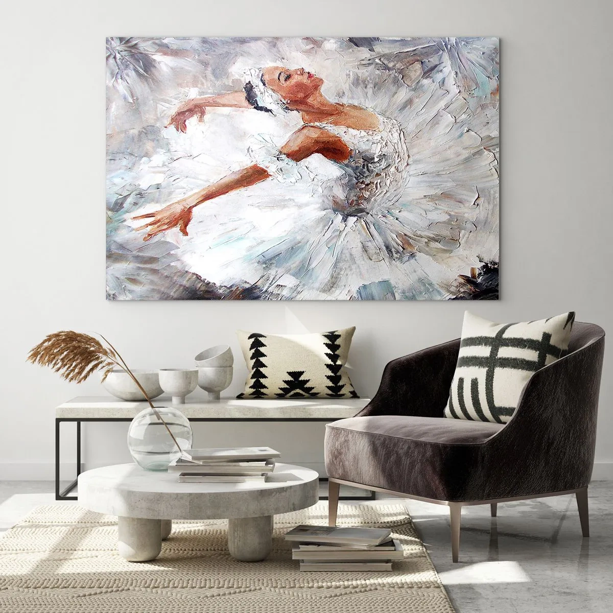 Glastavla - Bild på glas - En ballerina i en vit outfit i en dynamisk pose - 70x50cm - Fin och lätt som tyll - Modern väggdekoration för vardagsrum och sovrum ARTTOR