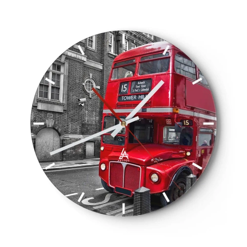 Väggklocka - Klocka på glas - En röd Londonbuss mot en bakgrund av historiska byggnader - 30x30cm - Alltid samma - Modern väggdekoration för vardagsrum, kök och sovrum ARTTOR