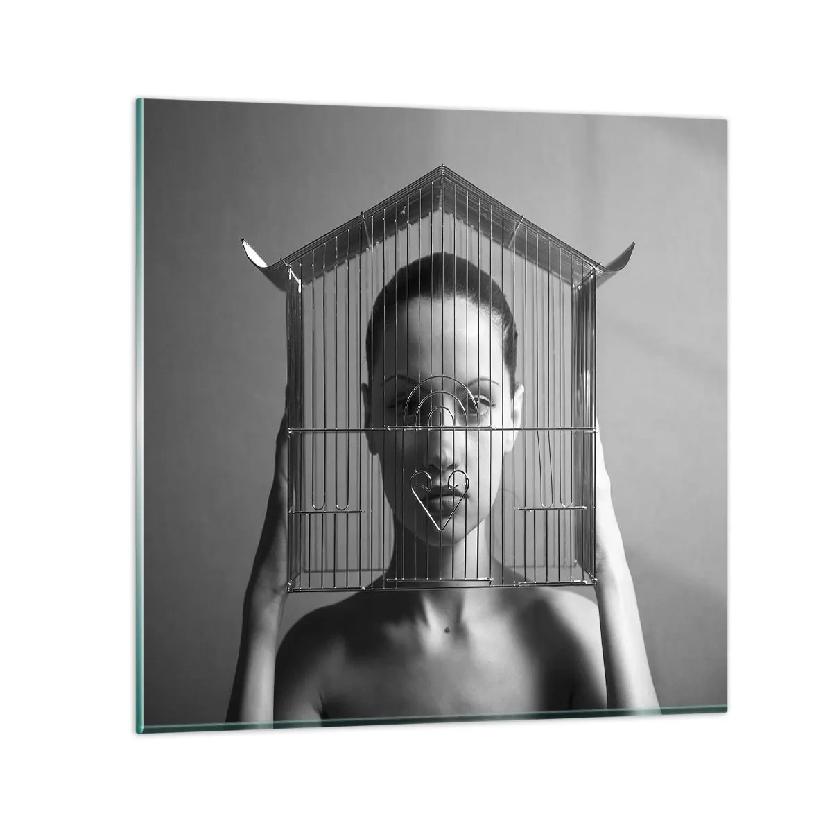 Glastavla - Bild på glas - Något surrealistisk porträtt - 70x70 cm