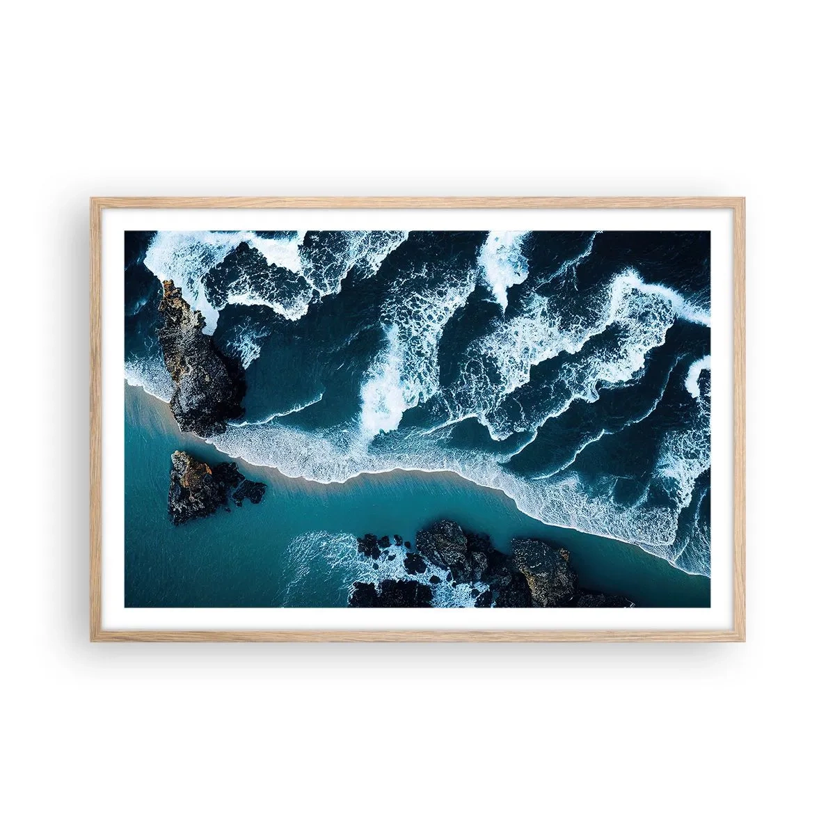 Affisch i ram av ljusek - Insvept i vågorna - 91x61 cm