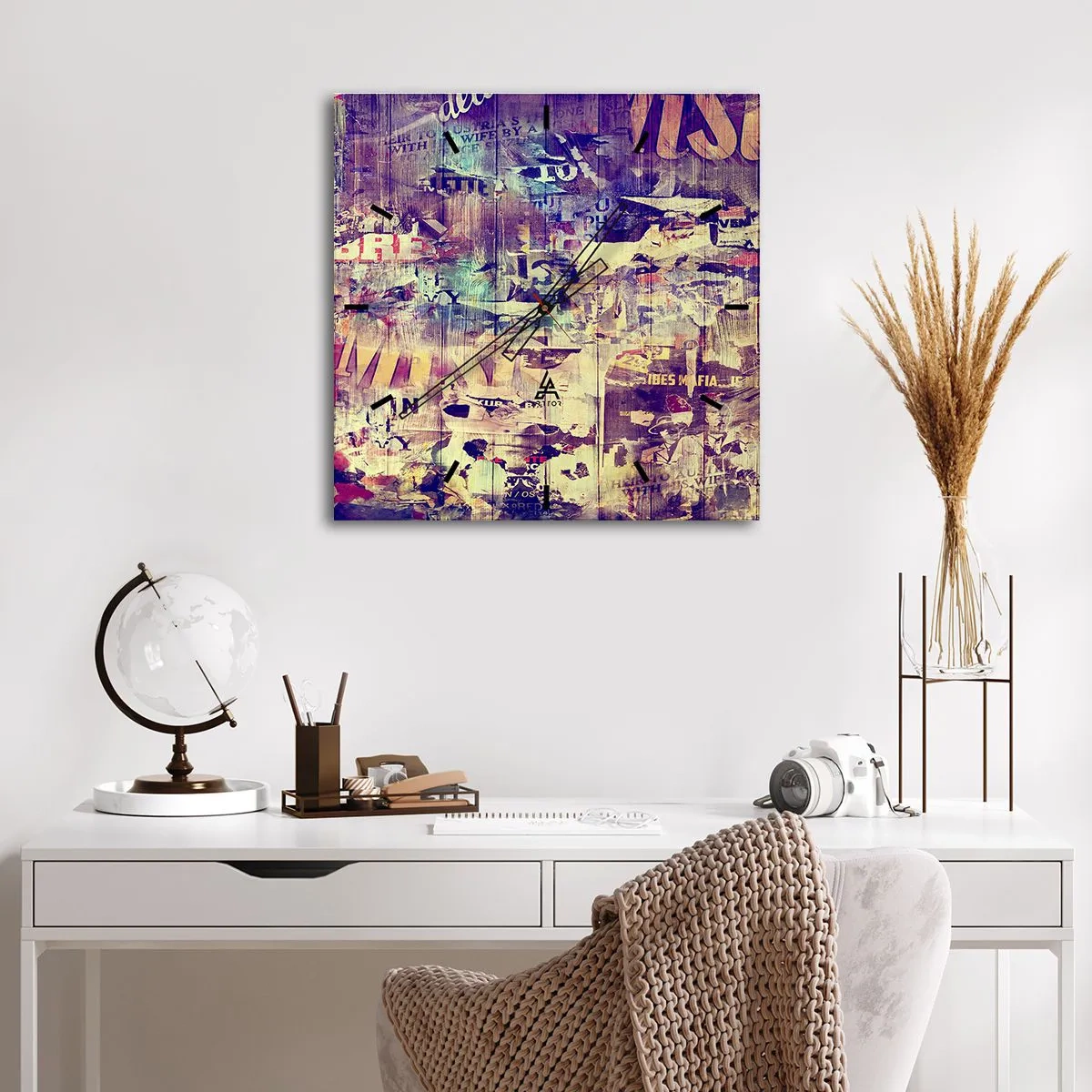 Väggklocka - Klocka på glas - Och så mycket blir det klar - 40x40 cm