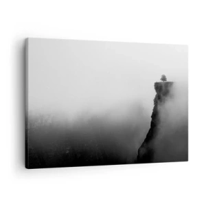 Canvastavla - Bild på duk - Ett ensamt träd på kanten av en klippa omgivet av dimma - 70x50cm - På världens gräns - Modern väggdekoration för vardagsrum och sovrum ARTTOR