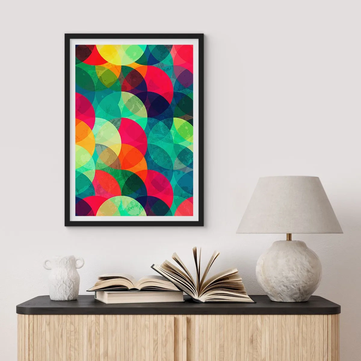Affisch i svart ram - Abstrakta, färgglada cirklar som överlappar varandra - 50x70cm - Regnbågsfärd - Modern väggdekoration för vardagsrum och sovrum ARTTOR