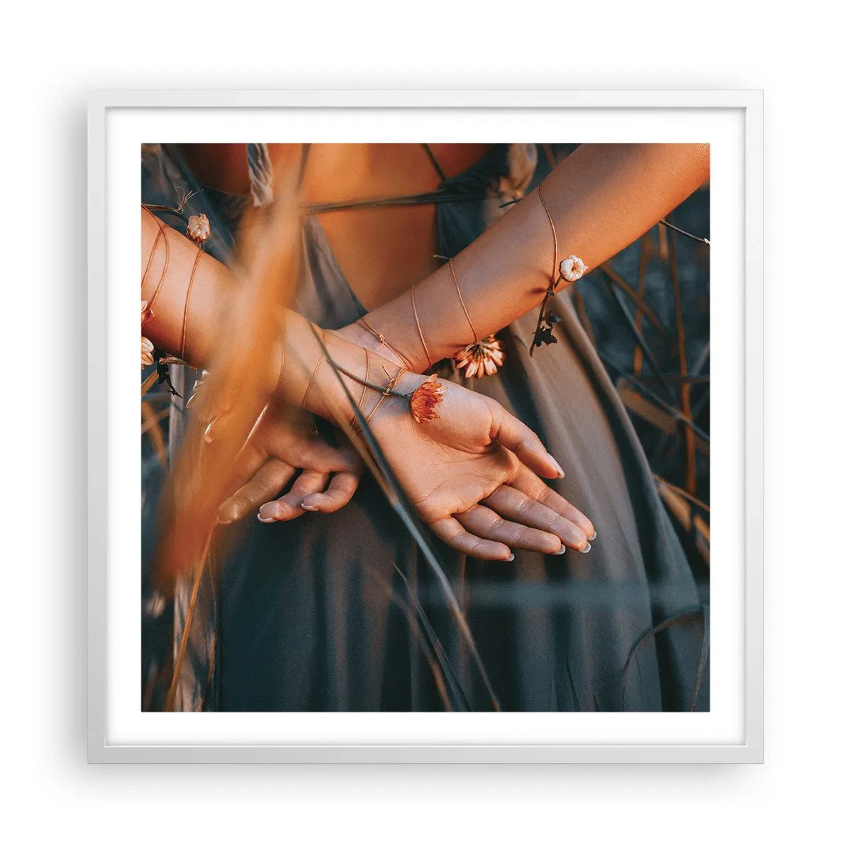 Affisch i vit ram - Bunden till naturen - 60x60 cm