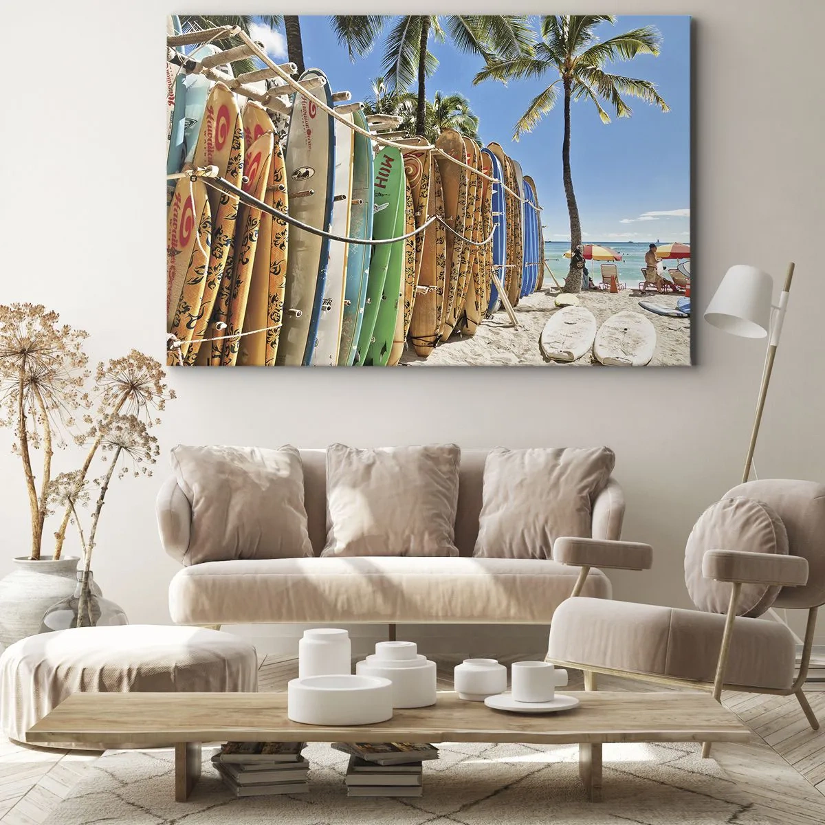 Canvastavla - Bild på duk - Surfbrädor på en strand med palmer - 70x50cm - Solig lek - Modern väggdekoration för vardagsrum och sovrum ARTTOR