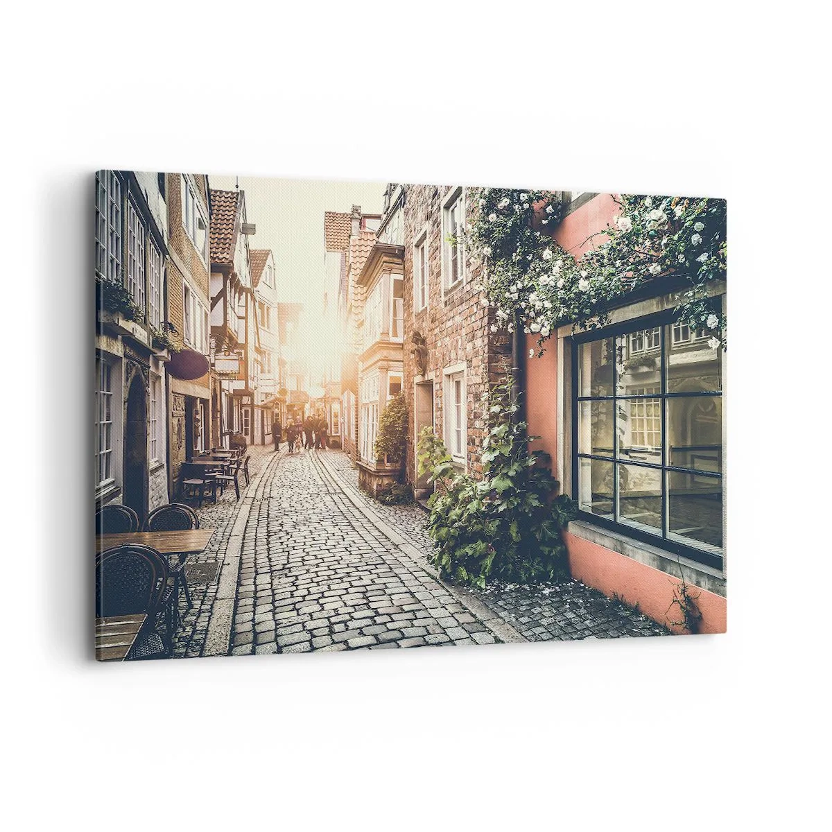 Canvastavla - Bild på duk - Rosgränd i rosa sken - 120x80 cm