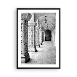 Affisch i svart ram - Ett svartvitt fotografi av ett historiskt kloster med kolonner - 50x70cm - Och vart tar det vägen? - Modern väggdekoration för vardagsrum och sovrum ARTTOR