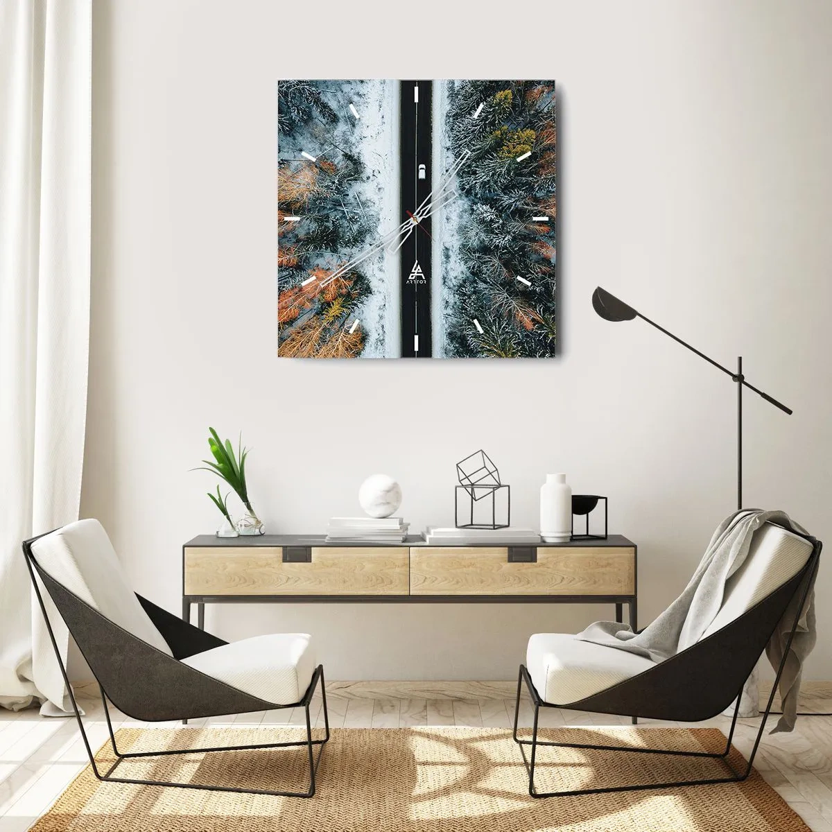 Väggklocka - Klocka på glas - Genom vinterskogen - 40x40 cm