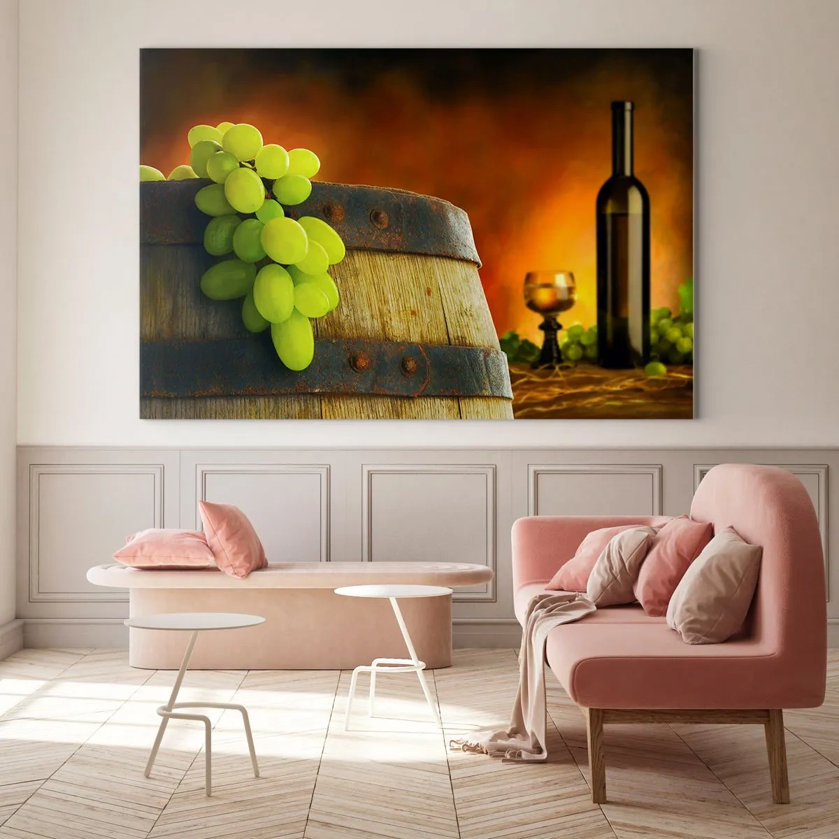 Glastavla - Bild på glas - Druvor på ett fat i en rustik miljö med vin i bakgrunden - 70x50cm - Stilleben med vinflaska och vindruvor - Modern väggdekoration för vardagsrum och sovrum ARTTOR